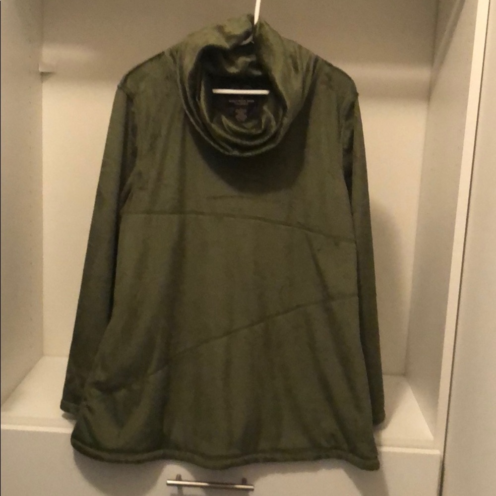 Wooly Bully Wear/ Aventura Cowl.